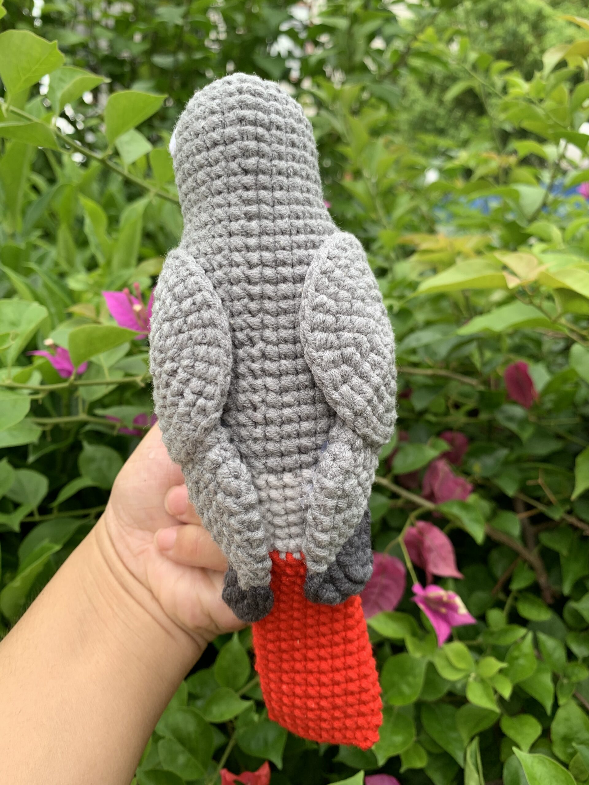 Custom African Grey Parrot Replica – Handmade Crochet Portrait from Photo, Small & Large Sizes - Image 12