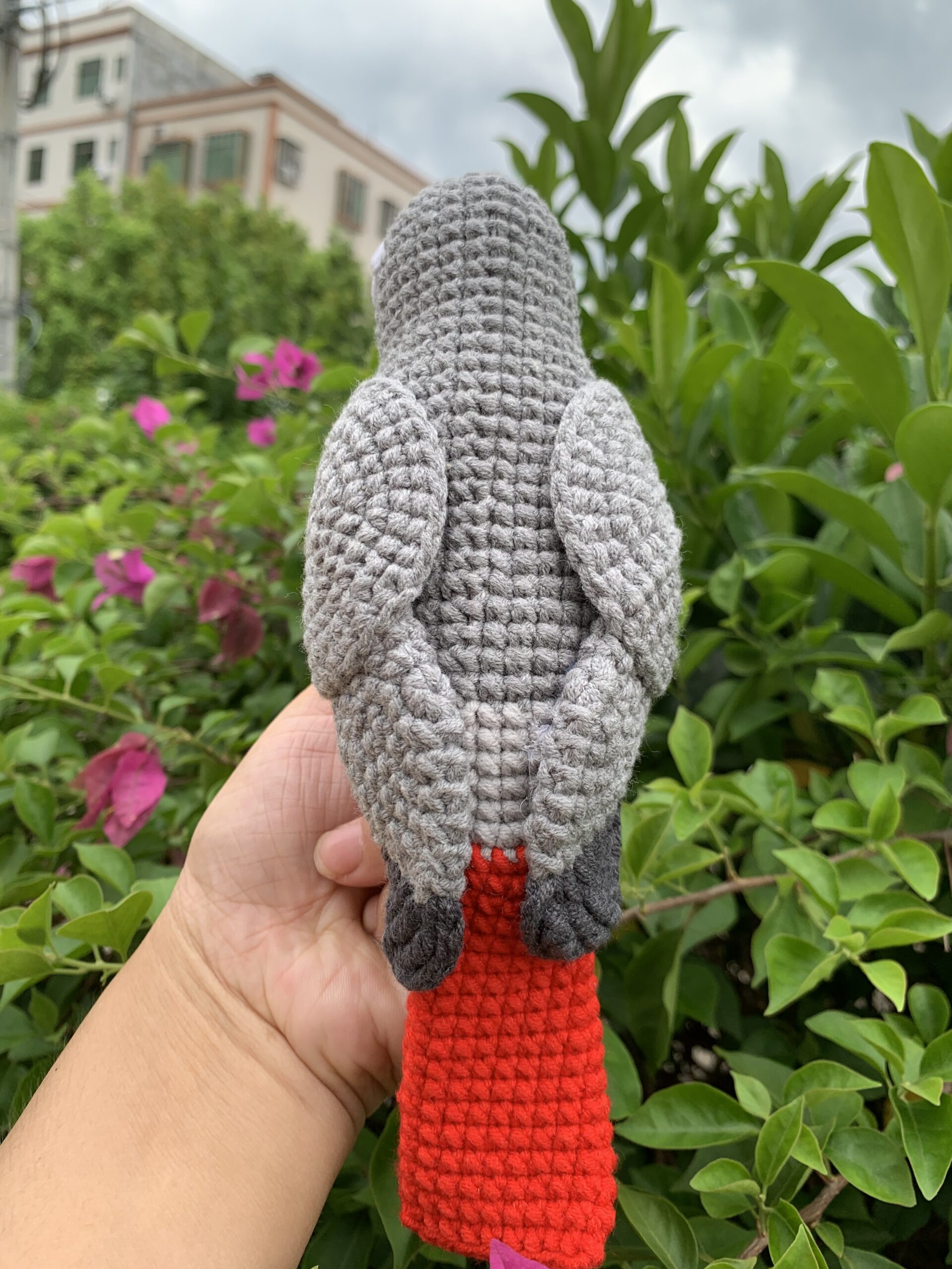Custom African Grey Parrot Replica – Handmade Crochet Portrait from Photo, Small & Large Sizes - Image 7