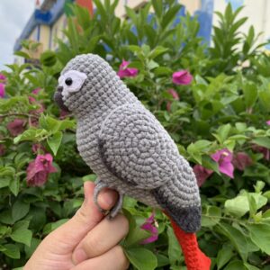 Custom African Grey Parrot Replica – Handmade Crochet Portrait from Photo, Small & Large Sizes