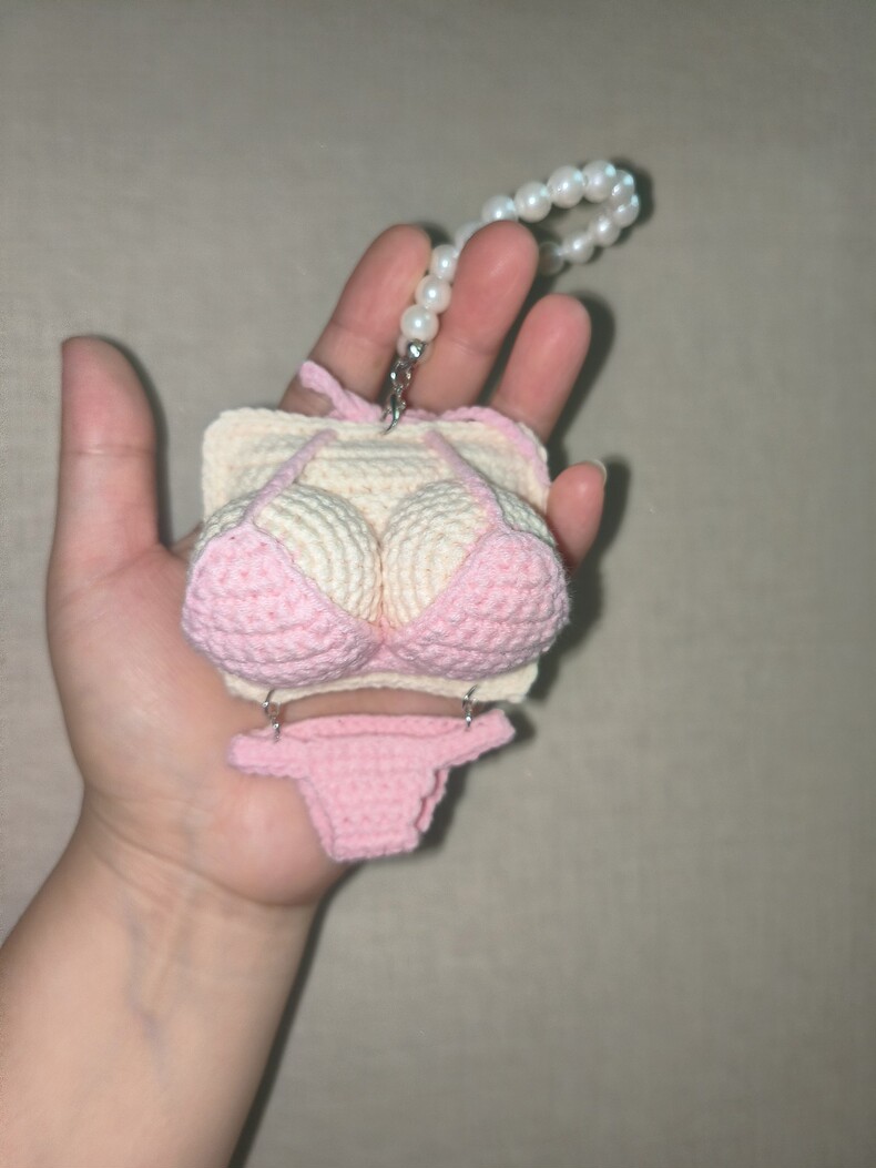 Crochet Bikini Keychain – Mini Swimsuit Bag Charm & Car Hanging Ornament - Image 5
