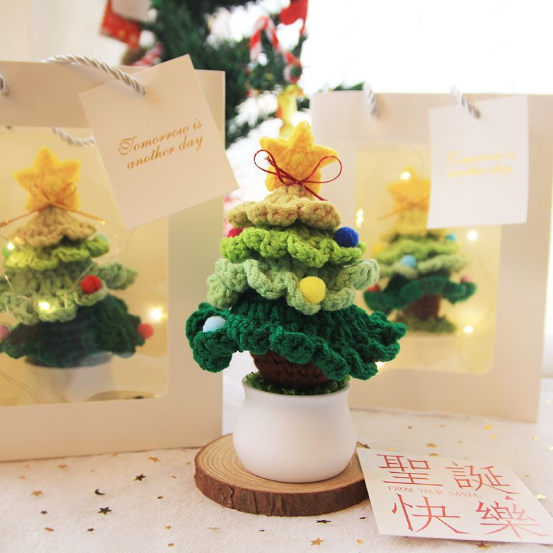 Handmade Crochet Christmas Tree in Pot – Mini Yarn Xmas Tree Tabletop Decor, Cute Holiday Desk Ornament - Image 4