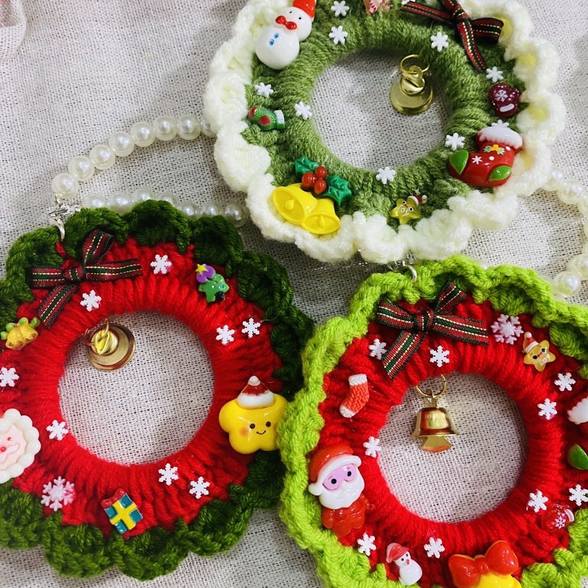 Handmade Crochet Garland Christmas Wreath Ornament – Pearl Chain Hanging Decoration for Bag, Car & Tree (Approx. 10 cm) - Image 14