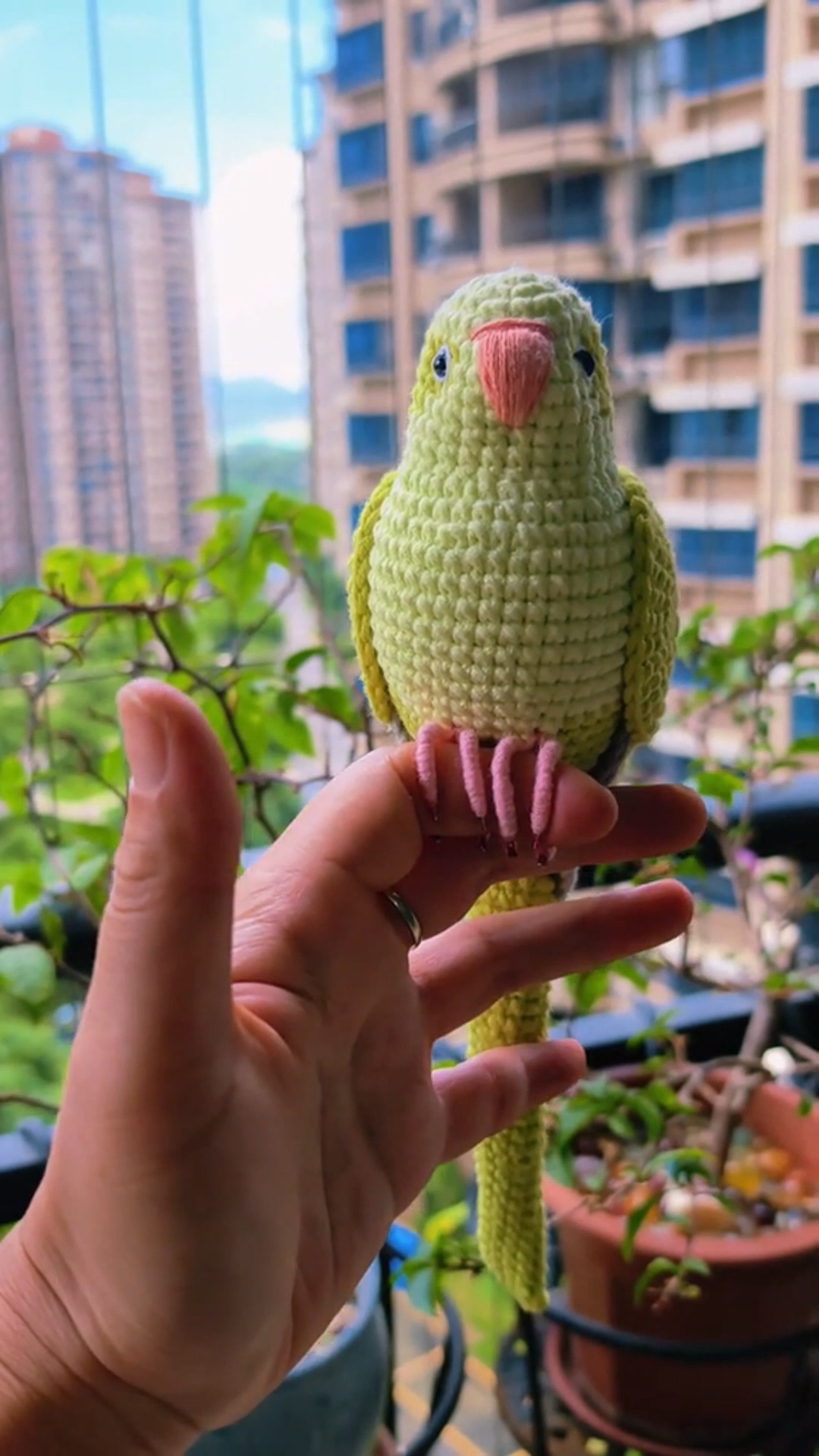 Custom Crochet Cinnamon Quaker Parrot – Handmade Monk Parakeet Plush, Small Keychain with Bell or Large Display, Personalized Pet Portrait - Image 3