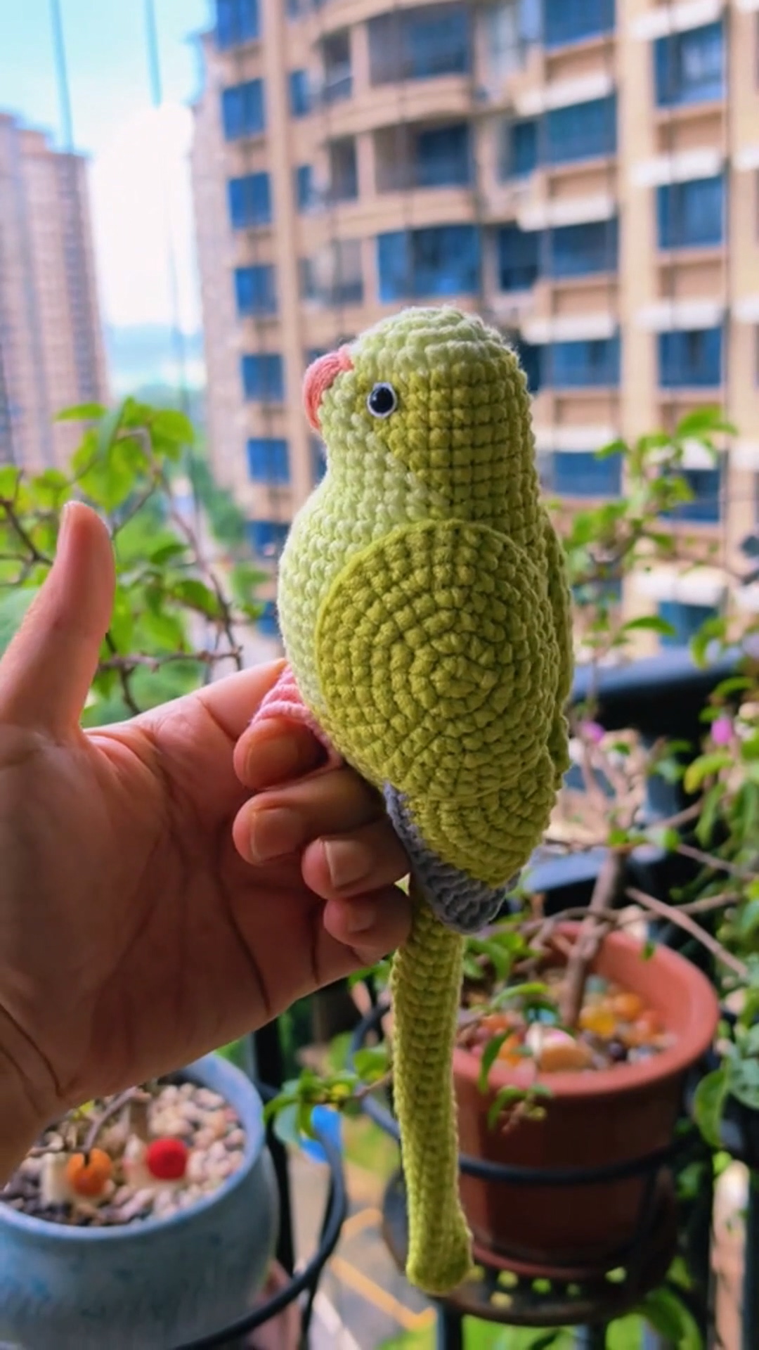 Custom Crochet Cinnamon Quaker Parrot – Handmade Monk Parakeet Plush, Small Keychain with Bell or Large Display, Personalized Pet Portrait - Image 6