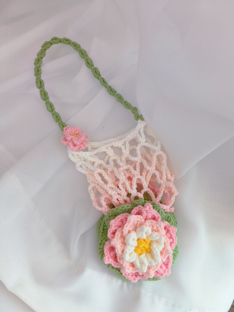 Cotton Water Bottle Holder β Handmade Crochet Lotus Bottle Bag, 2-in-1 Foldable Tumbler Charm, Cute Flower Accessory - Image 3