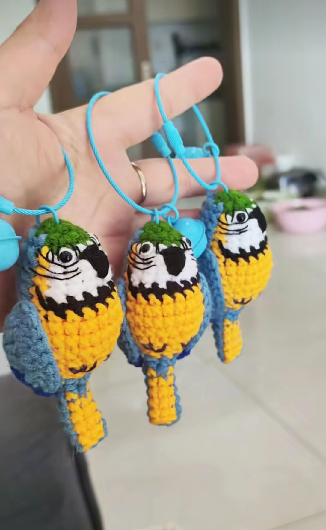 Custom Crochet Macaw Keychain, Realistic Parrot Plush Toy, Blue Gold Scarlet (Small/Medium) - Image 6