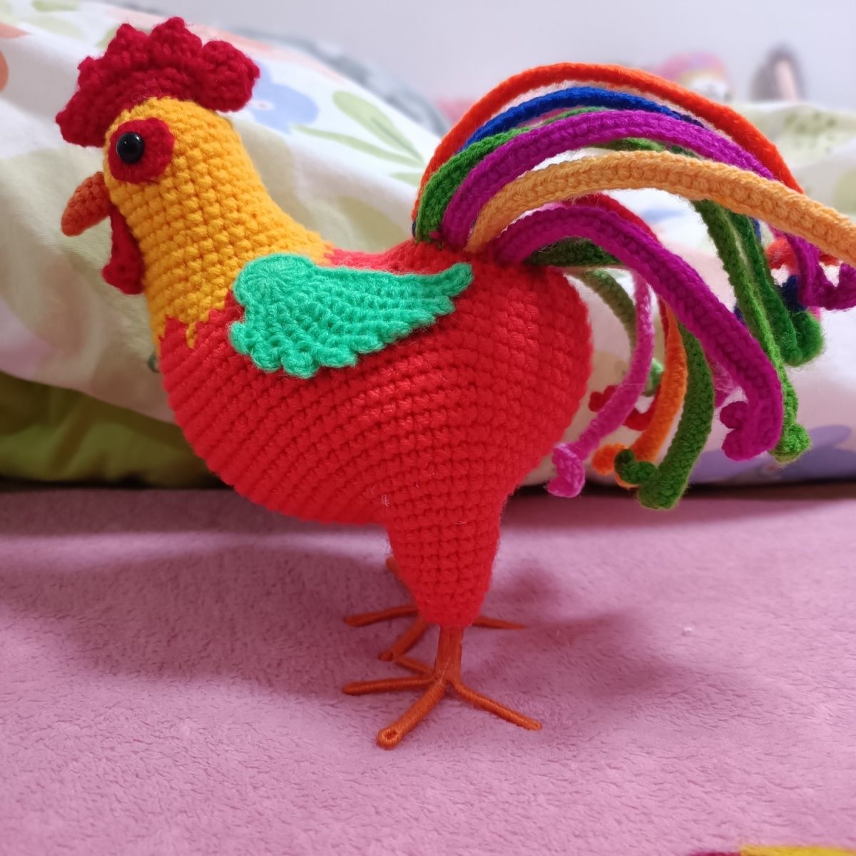 Amigurumi Chicken Rooster Figurine – Handmade Crochet Colorful Rooster, 19cm Tall Farmhouse Shelf Decor, Unique Gift for Chicken Lovers - Image 5