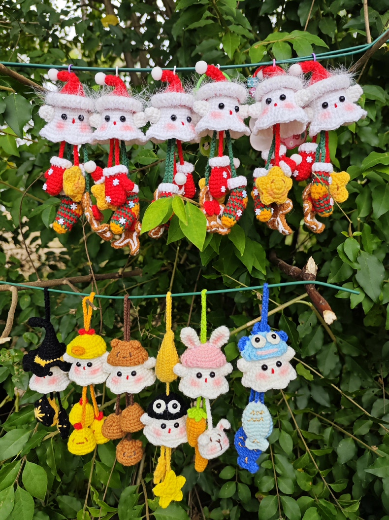 Crochet Ghost Keychain Charm – Buy 2 Get 1 Free! (15cm Body) - Image 2