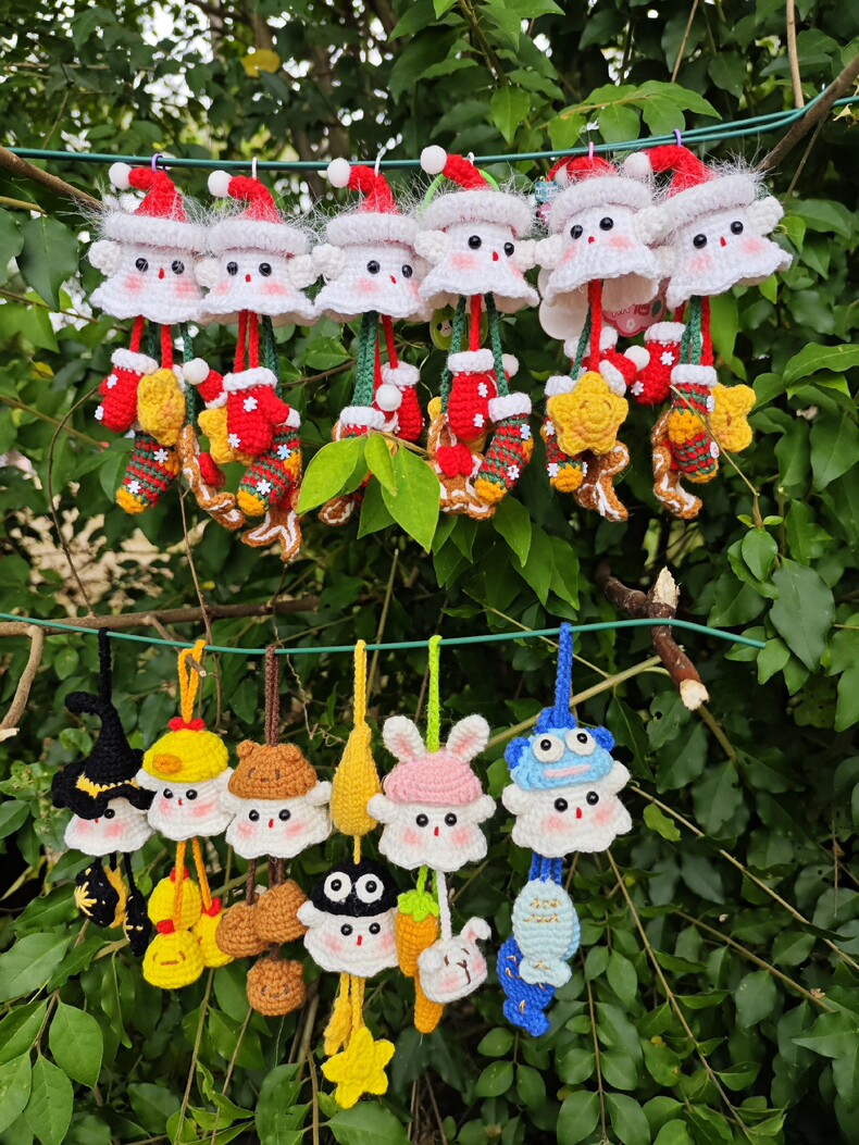 Crochet Ghost Keychain Charm – Buy 2 Get 1 Free! (15cm Body) - Image 4