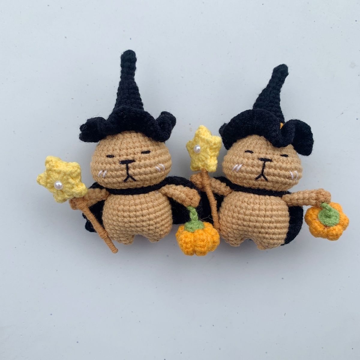 Halloween Wizard Capybara Crochet Doll, Handmade Amigurumi Capybara Keychain Decor - Image 3