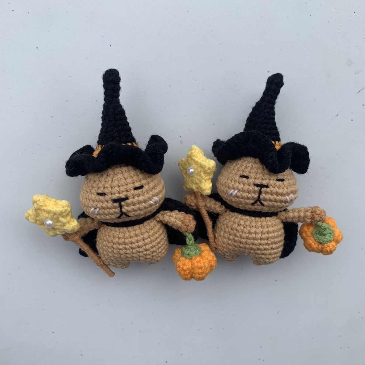 Halloween Wizard Capybara Crochet Doll, Handmade Amigurumi Capybara Keychain Decor - Image 6