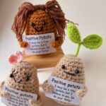 Positive Potato Crochet Keychain – Handmade Encouragement Gift, Cute Mini Amigurumi Plush with Inspirational Card