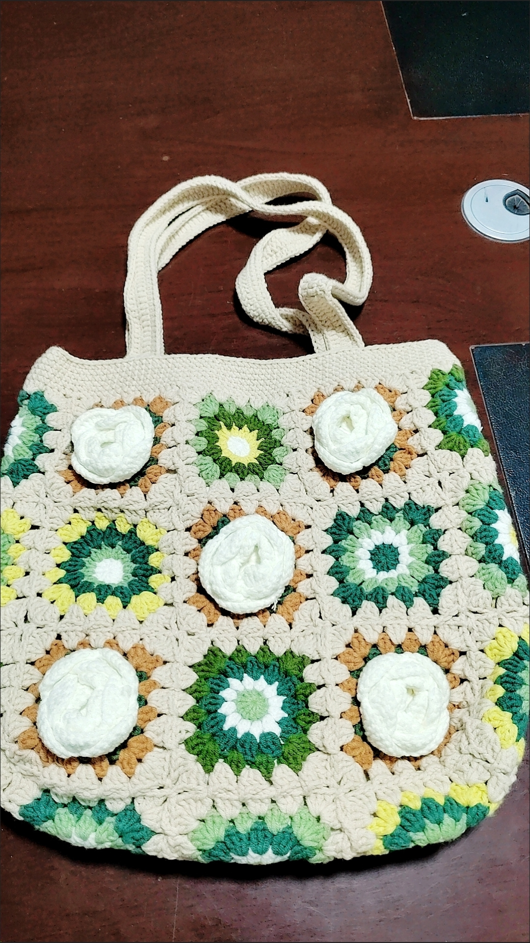 Handmade Crochet Camellia Tote Bag – 27-Patch Granny Square Purse, Lined with Cotton, Boho Retro Shoulder Bag - Image 11