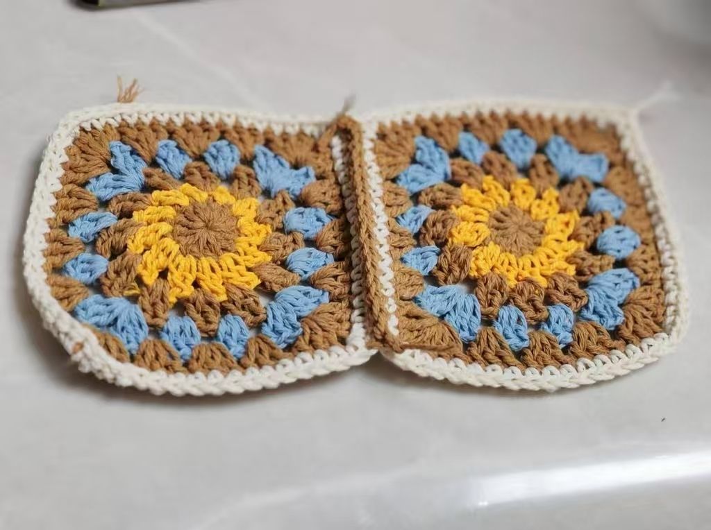 Handmade Crochet Granny Square Handbag – Vintage Floral Crochet Purse, Small & Large Sizes, Multiple Colors, Cotton Yarn Tote - Image 9