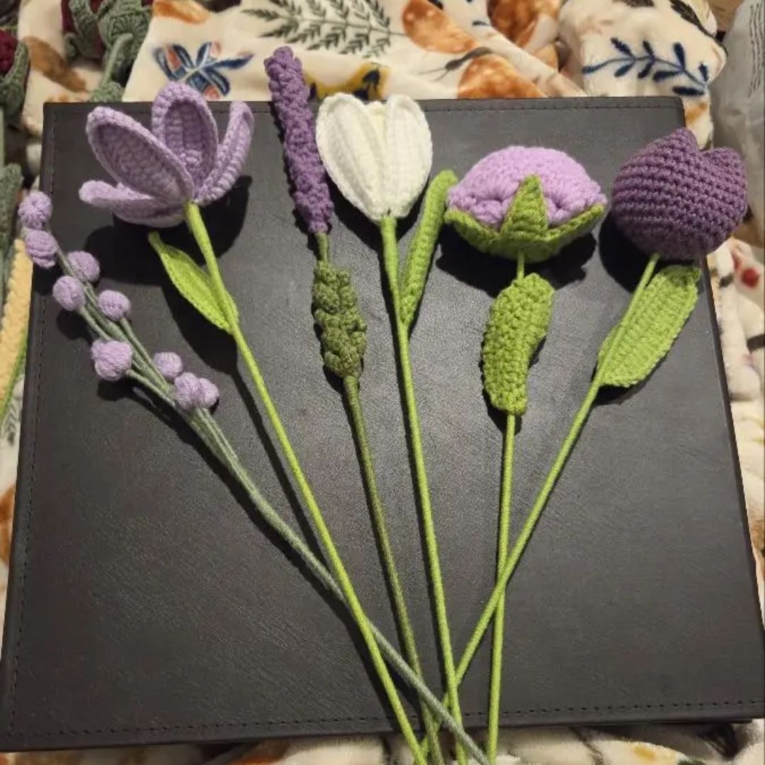 Handmade Crochet Lavender Bouquet – Mixed Purple & White Flowers with 30cm Stems, Forever Gift for Her, Home Decor - Image 9