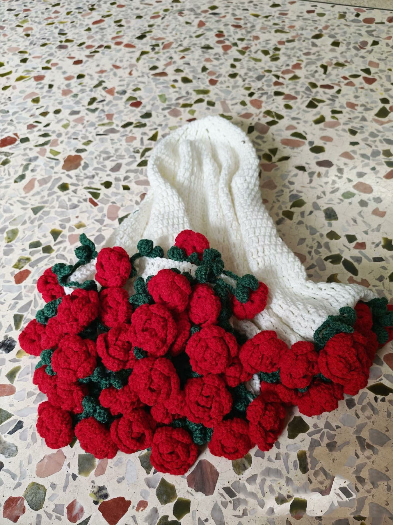 Crochet Rose Bouquet Blanket – Handmade 2-in-1 Floral Shawl Wrap, Warm Throw for Weddings & Gifts, Multiple Sizes - Image 16