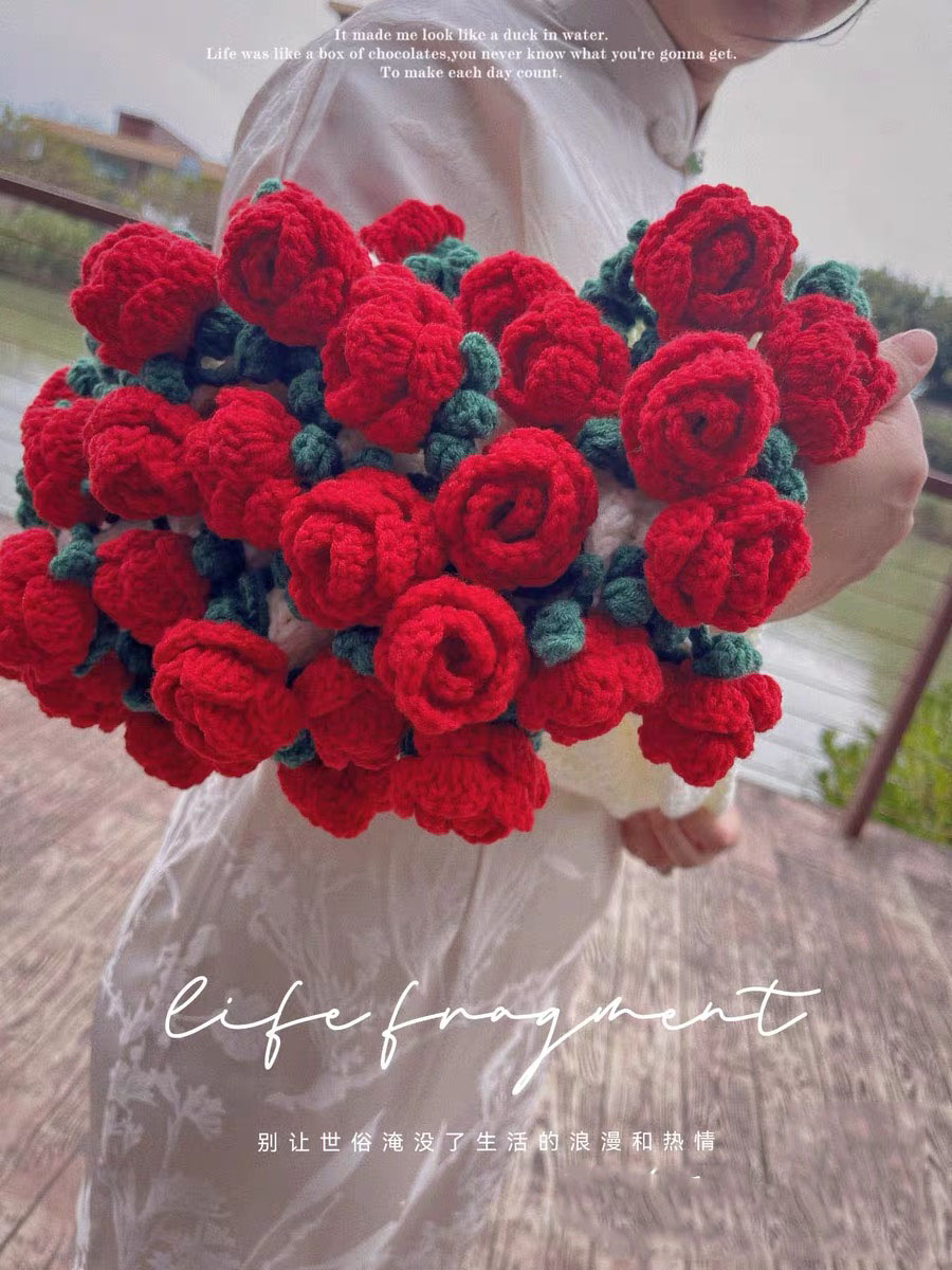 Crochet Rose Bouquet Blanket – Handmade 2-in-1 Floral Shawl Wrap, Warm Throw for Weddings & Gifts, Multiple Sizes - Image 10