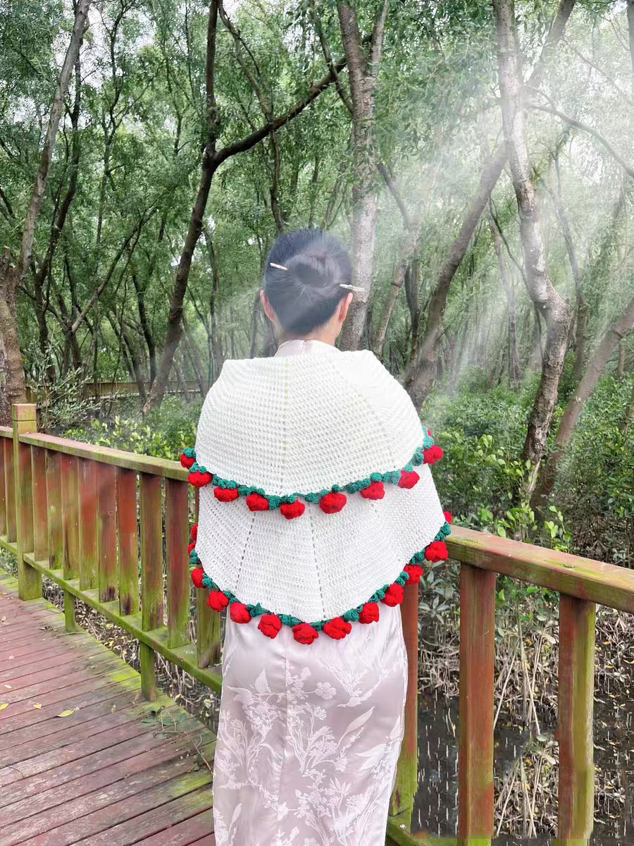 Crochet Rose Bouquet Blanket – Handmade 2-in-1 Floral Shawl Wrap, Warm Throw for Weddings & Gifts, Multiple Sizes - Image 8