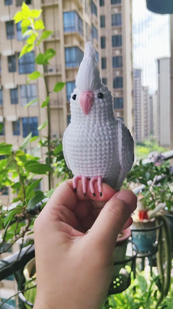 Custom Crochet White Cockatiel – Handmade Bird Plush, Small Keychain with Bell or Large Display, Personalized Pet Portrait - Image 3