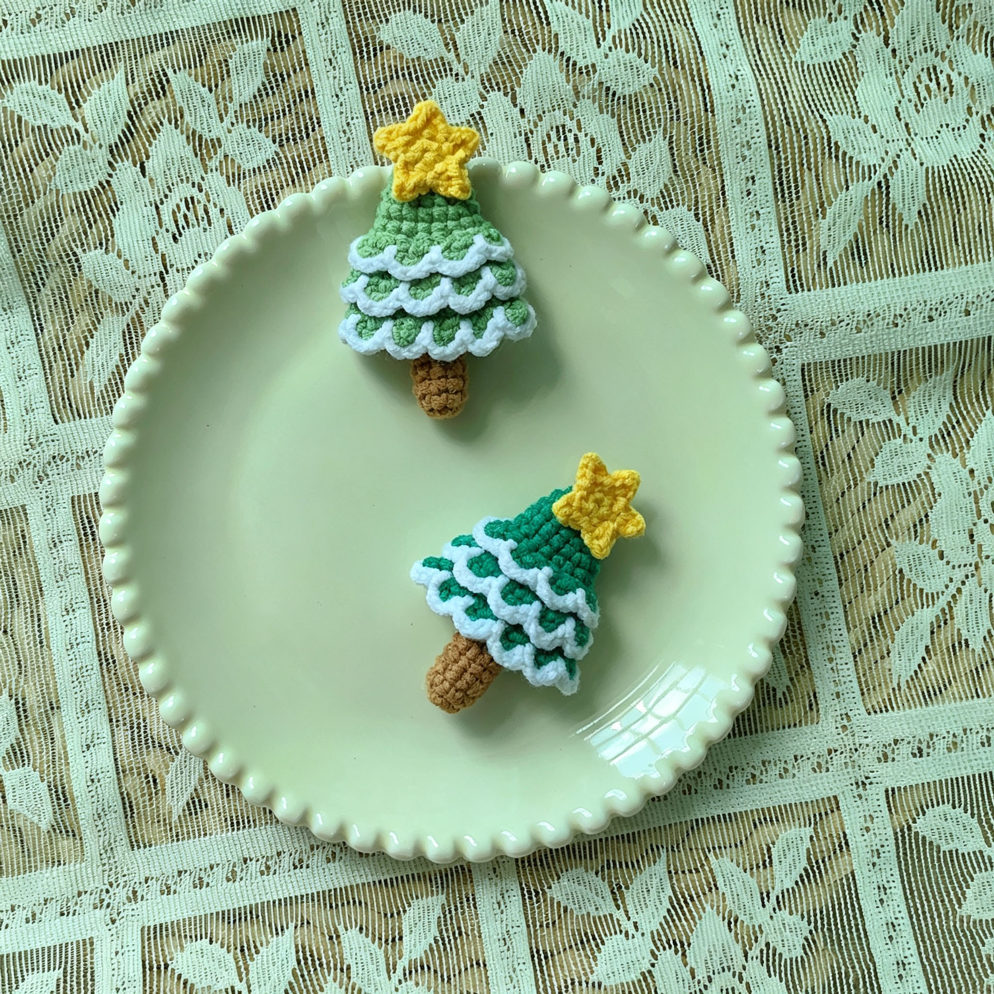 Micro Crochet Christmas Decor | Mini Stockings, Hats, Mittens & Trees - Image 12