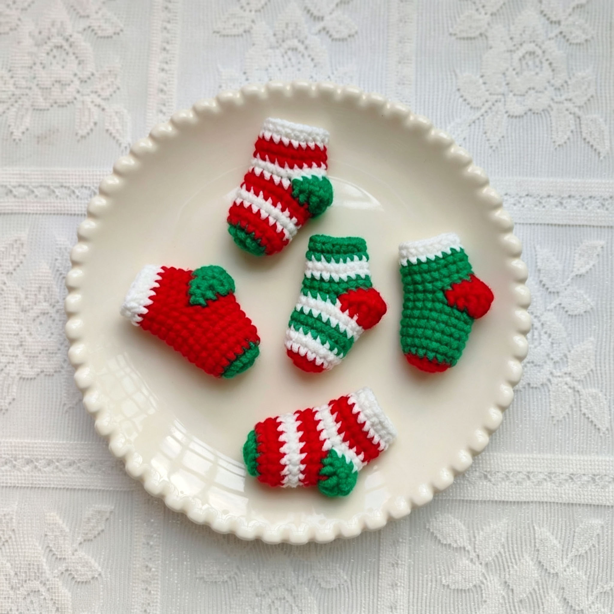Micro Crochet Christmas Decor | Mini Stockings, Hats, Mittens & Trees - Image 6