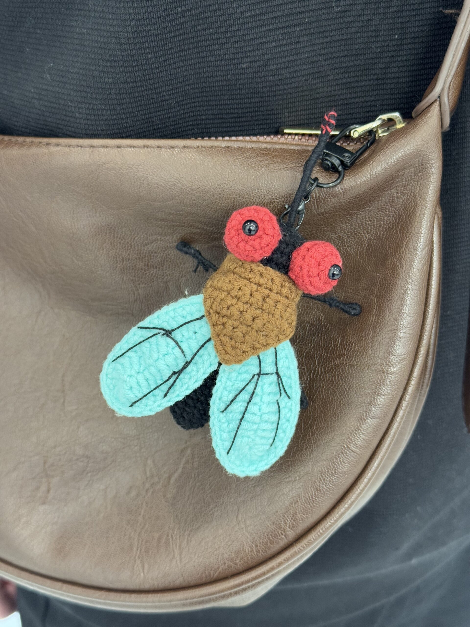 Handmade Crochet Fly Keychain & Bag Charm | Cute Insect Pendant with Baby | 3 Colors - Image 5
